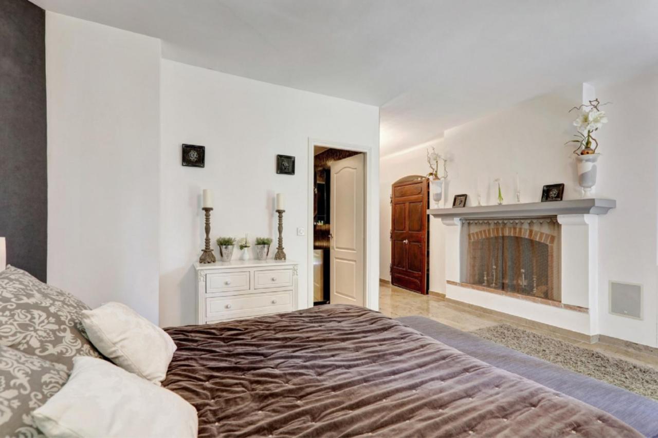 Bed and Breakfast Bastide De Gueissard Saint-Cyr-sur-Mer Exterior foto