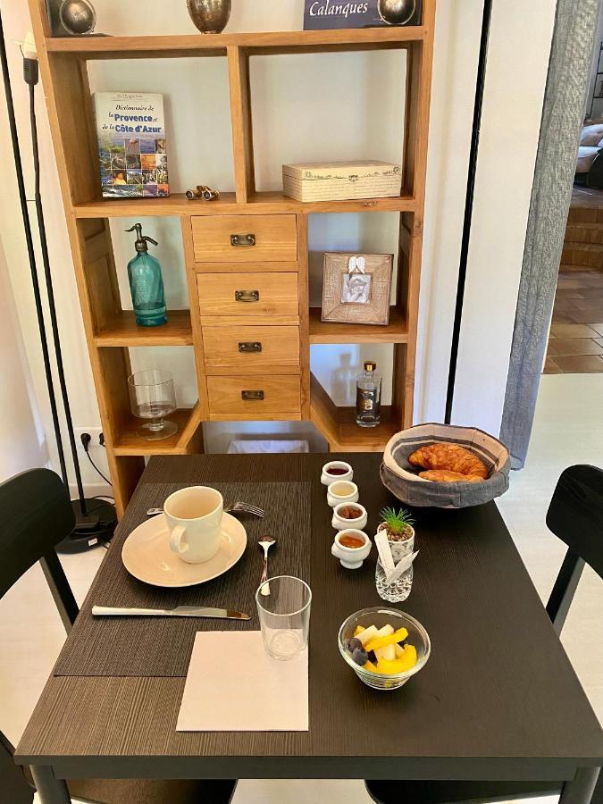 Bed and Breakfast Bastide De Gueissard Saint-Cyr-sur-Mer Exterior foto