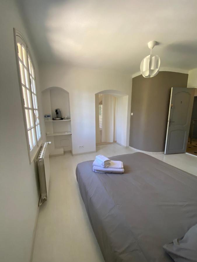 Bed and Breakfast Bastide De Gueissard Saint-Cyr-sur-Mer Exterior foto